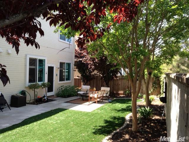 Building Photo - Charming Folsom Prarie City Home