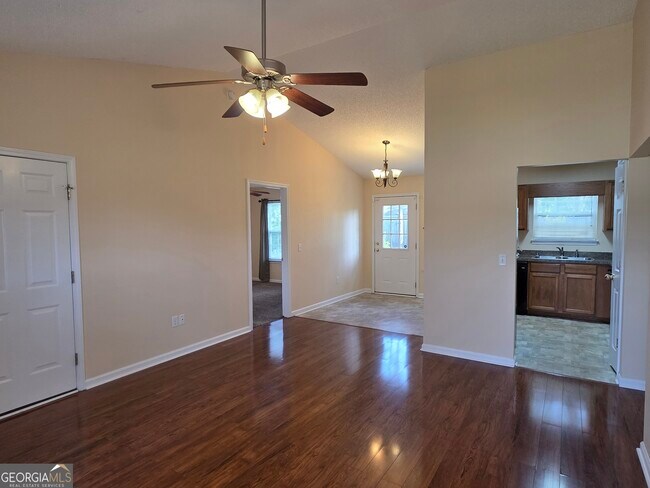 Building Photo - 101 Mossy Oak Dr