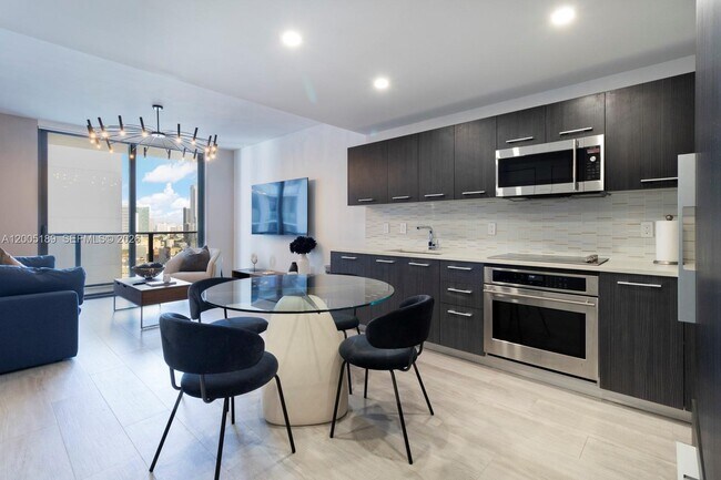 Building Photo - 55 SW 9th St