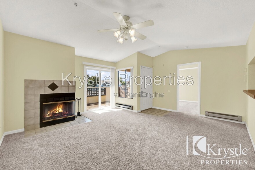 Building Photo - 1201 Glen Cove Pkwy