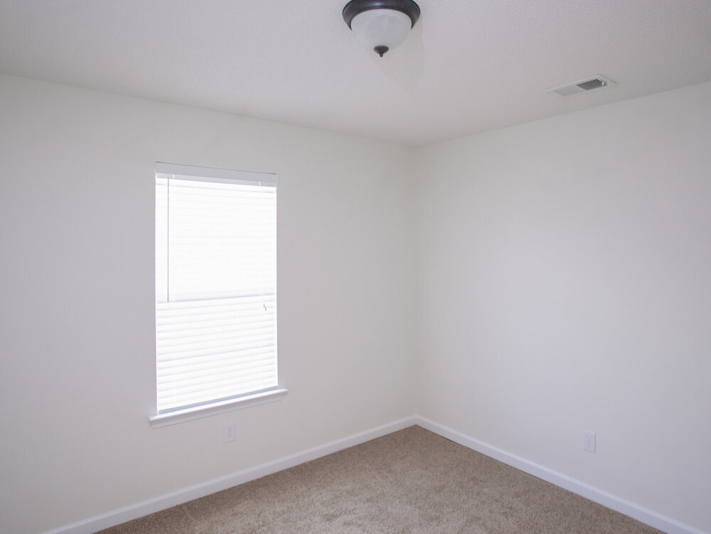 Building Photo - 5810 Bedford Loop E