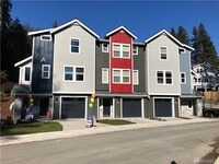 Building Photo - LIKE NEW RENTAL ~ The Forest on Filbert!