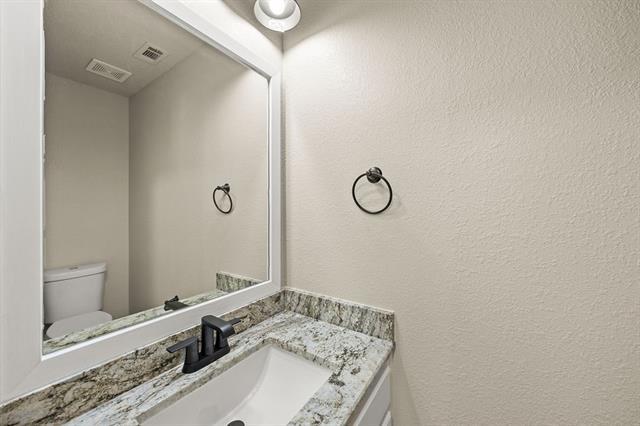 Building Photo - 6209 San Marino Dr