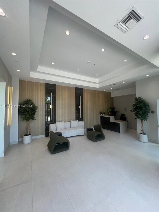 Building Photo - 7910 Harbor Island Dr