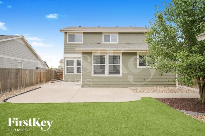 Building Photo - 892 Willow Dr