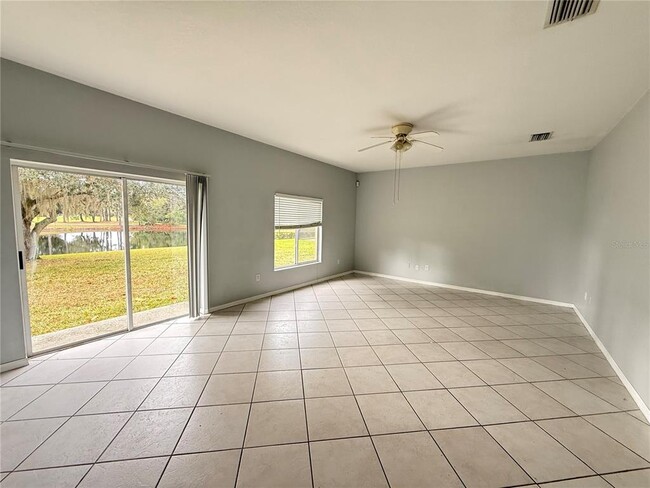 Building Photo - 10782 Plantation Bay Dr