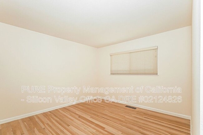 Building Photo - 418 Palo Verde Dr
