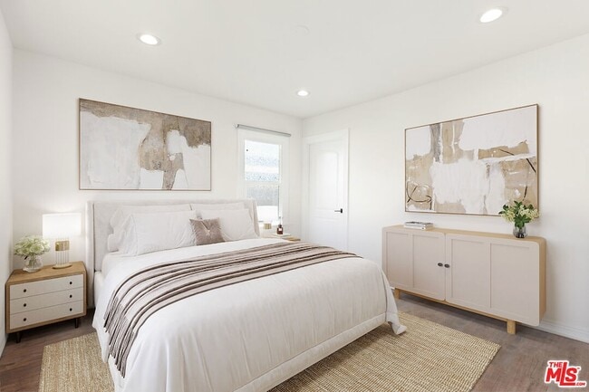 Building Photo - 6531 Arlington Ave