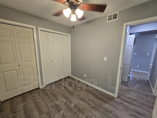 Building Photo - 109 Ludland Dr