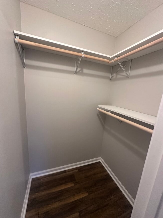 Building Photo - 4293 Bristow Rd