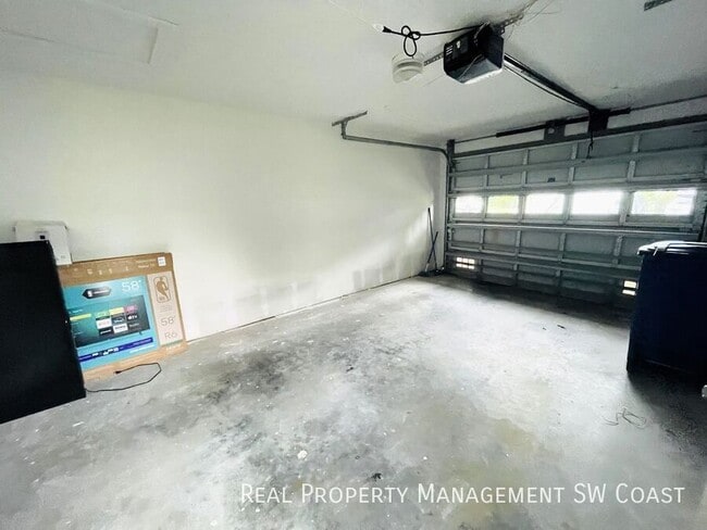 Building Photo - 17749 Grande Bayou Ct