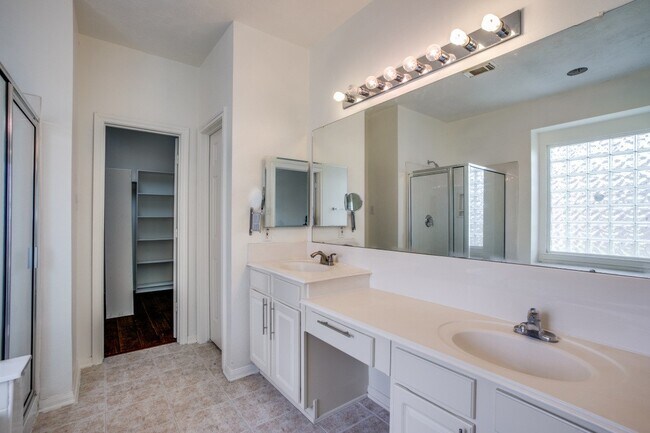 Building Photo - 14830 Buckskin Bridge Ct
