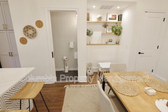 Building Photo - 11 Q St NE