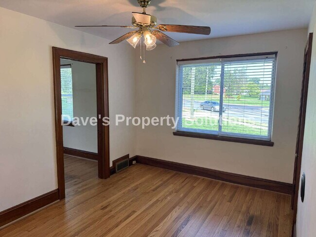 Building Photo - Spacious Living on ~1 Acre! | 3-Car Garage + Extra Covered Parking | Landscaping Included!