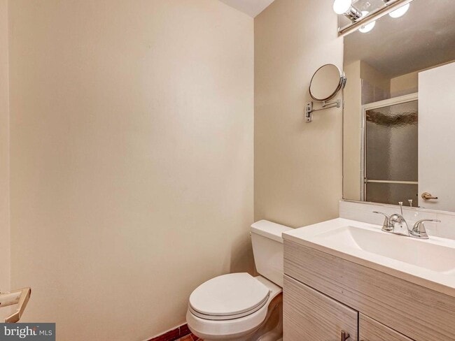 Building Photo - 18 Clinton Hill Ct