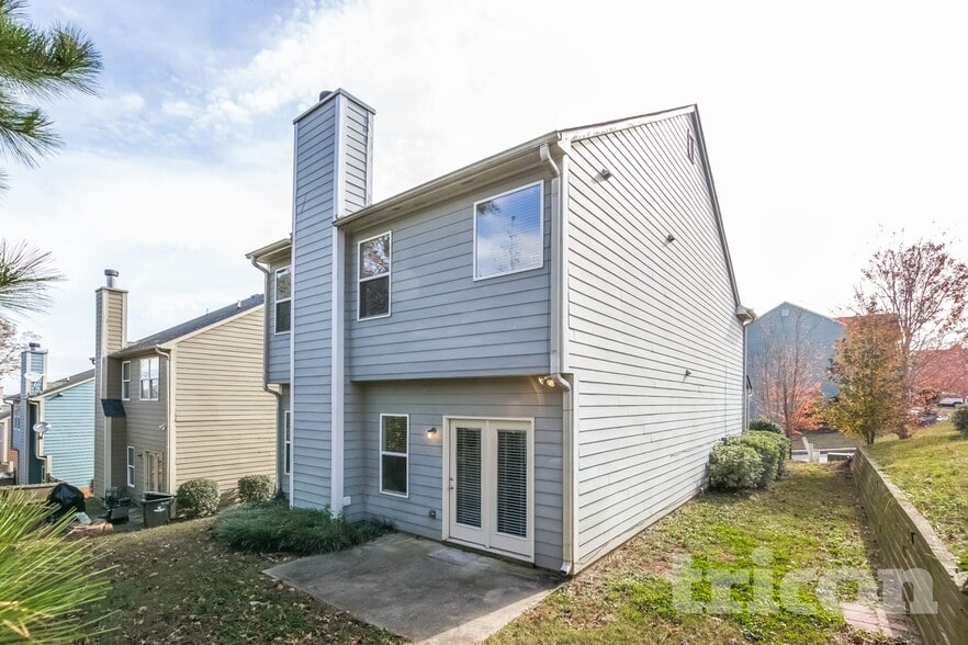 Building Photo - 1570 Lily Valley Dr