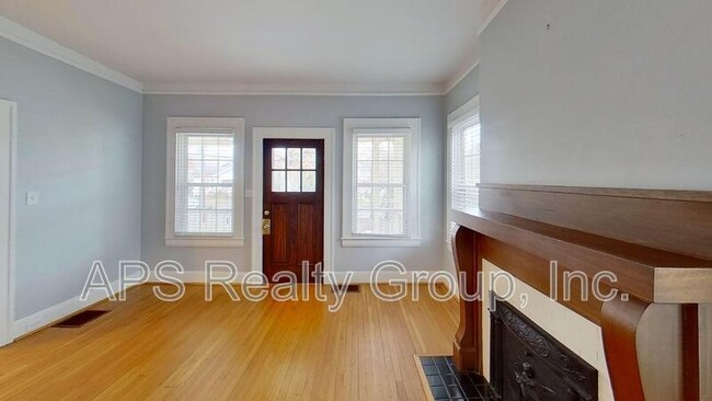 Building Photo - 2032 Elizabeth Ave
