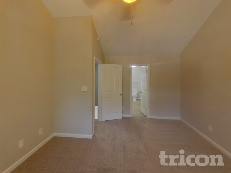 Building Photo - 7538 Fielder Rd