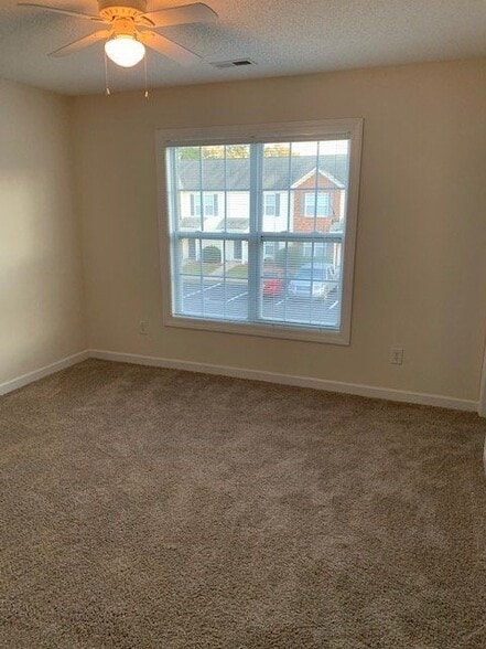 Building Photo - 4145 Dudleys Grant Dr