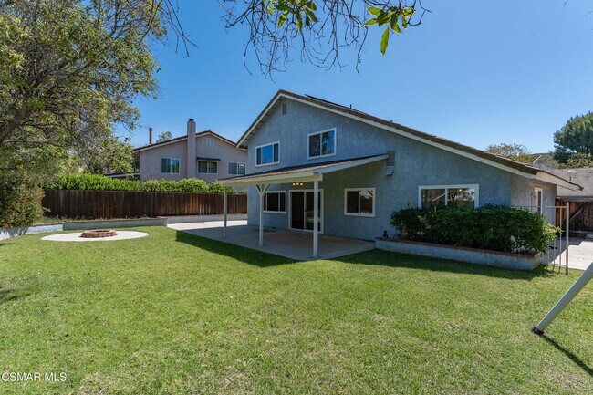 Building Photo - 1239 Honeysuckle Ct