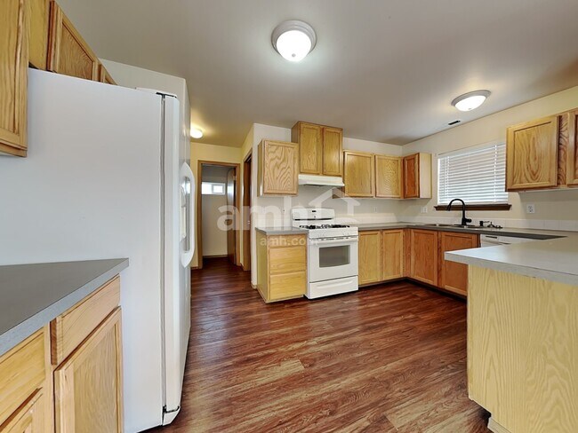 Building Photo - 10310 193rd Street Court E