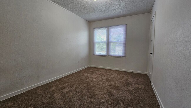 Building Photo - Cul-de-Sac Living in Central Richland, 3 b...