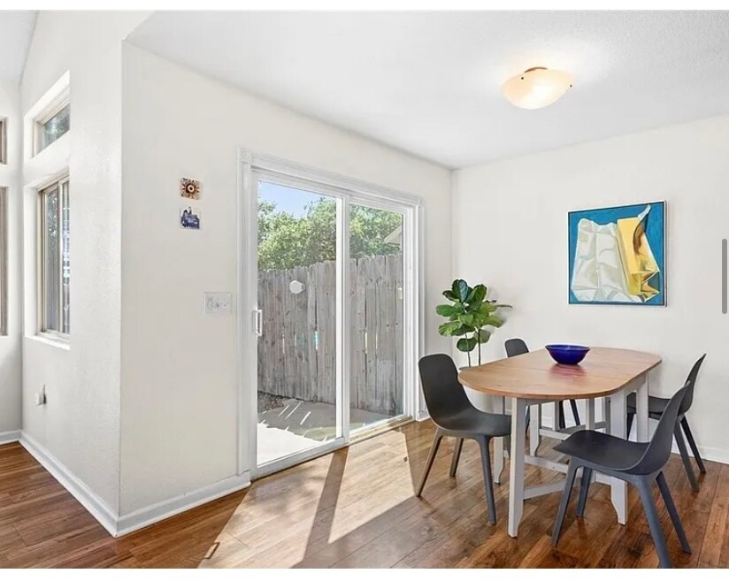 Building Photo - 9739 Wagon Train