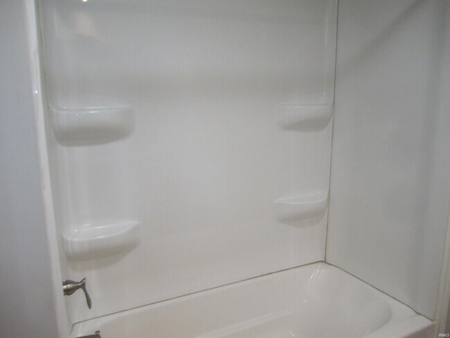 Building Photo - 9702 Mettert Rd