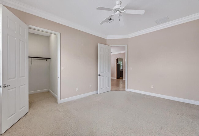 Building Photo - 9778 Bowline Dr