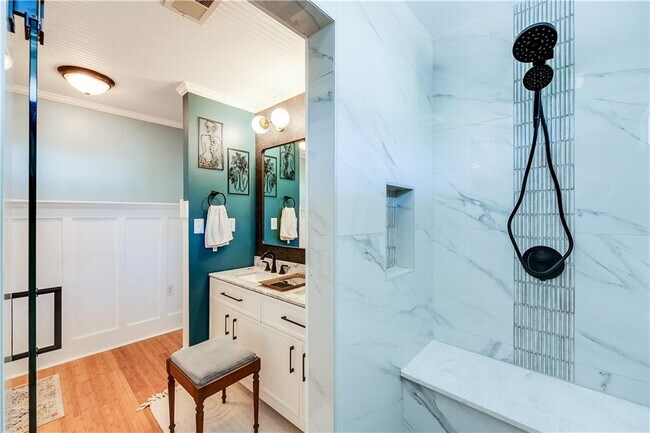 Building Photo - 45 Mortimer St SE