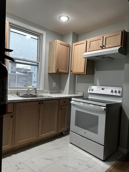 Building Photo - 90 Park Ave