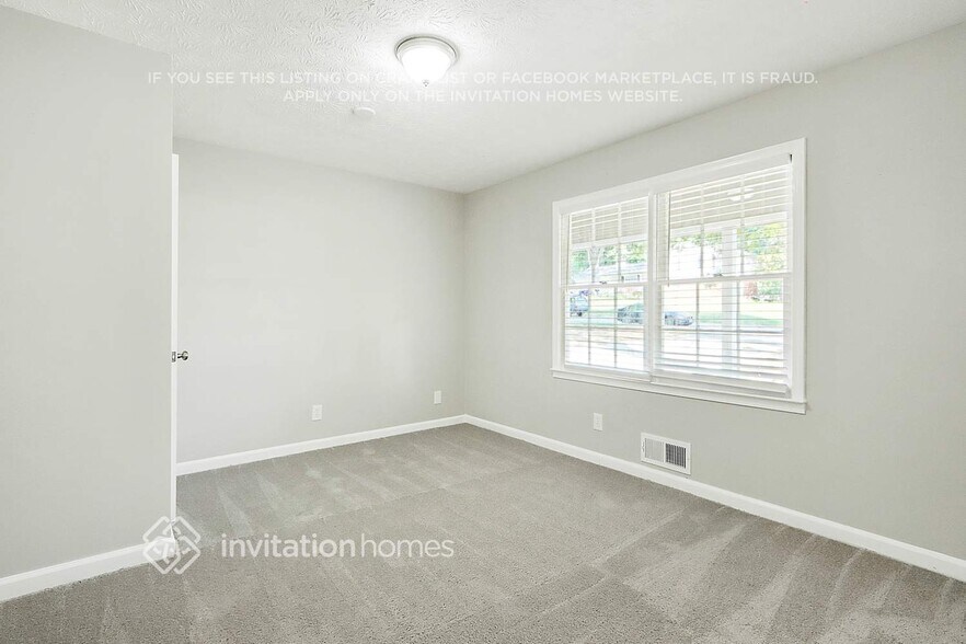 Building Photo - 251 Mediterranean Ln