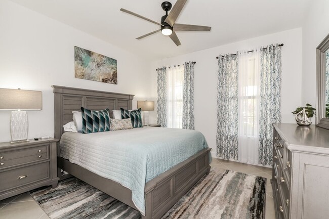 Building Photo - Luxury Home in Greyhawk Community – Naples, FL