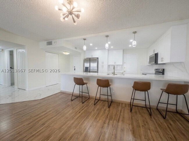 Building Photo - 3800 S Ocean Dr