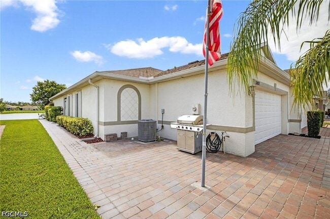 Building Photo - 20038 Fiddlewood Ave