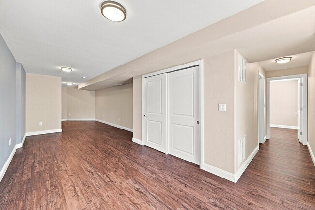 Building Photo - $2,745.95, 4 bed, 3.5 bath, located in Colorado Springs with Central AC