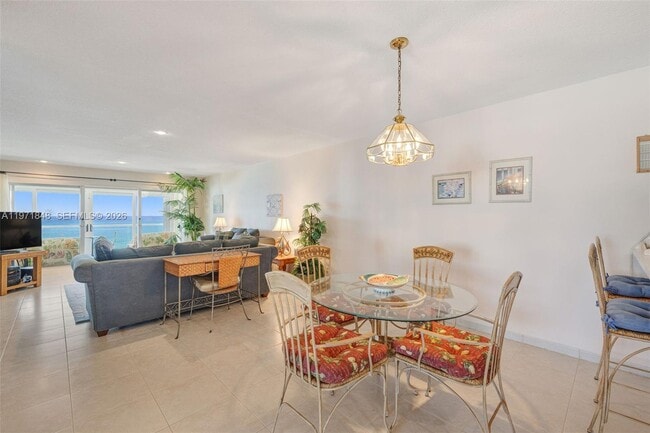 Building Photo - 2001 S Surf Rd