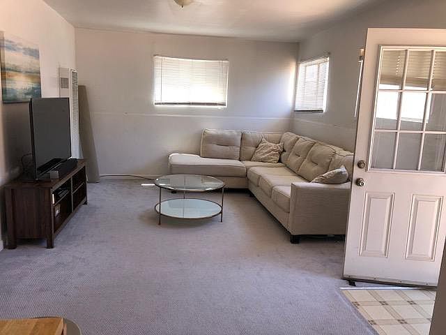 Livingroom - 131 Montecito Ave