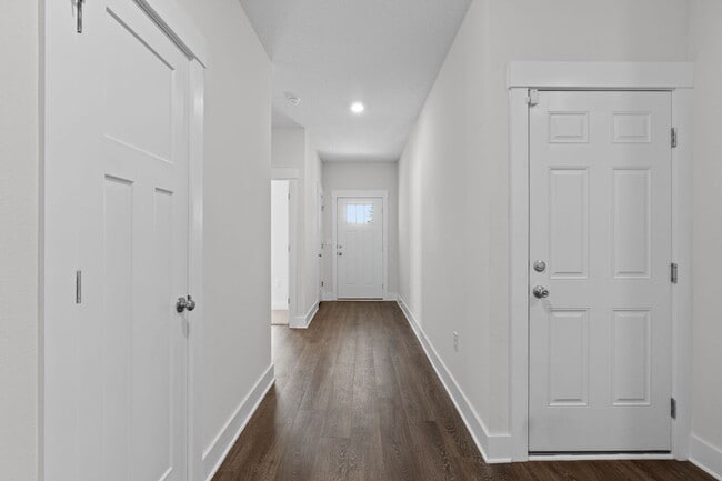 Building Photo - 1905 Noleka Ct