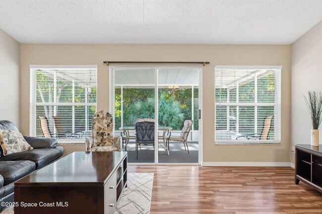 Building Photo - 1015 Homewood Ave