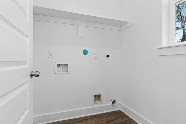 Building Photo - 4013 Ward St