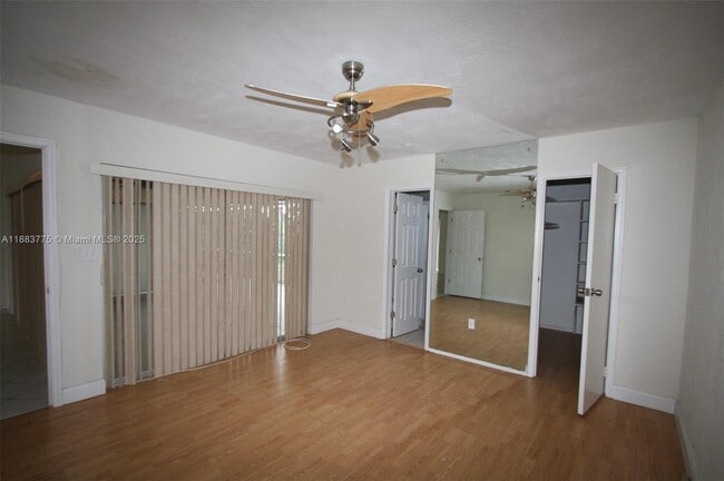 Building Photo - 6737 Pansy Dr