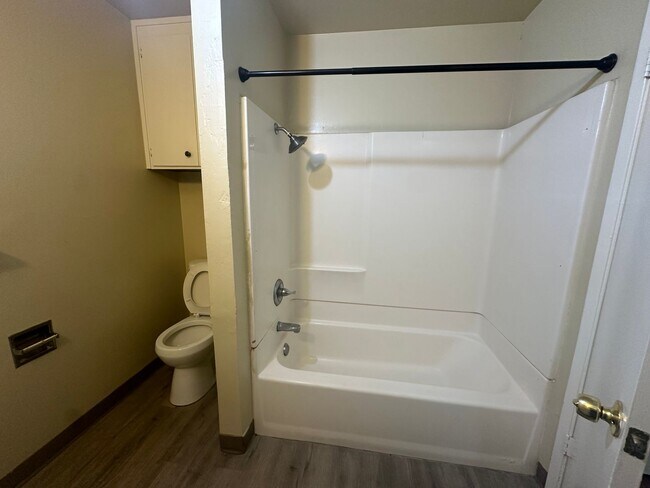 Building Photo - 871 El Cerrito Way