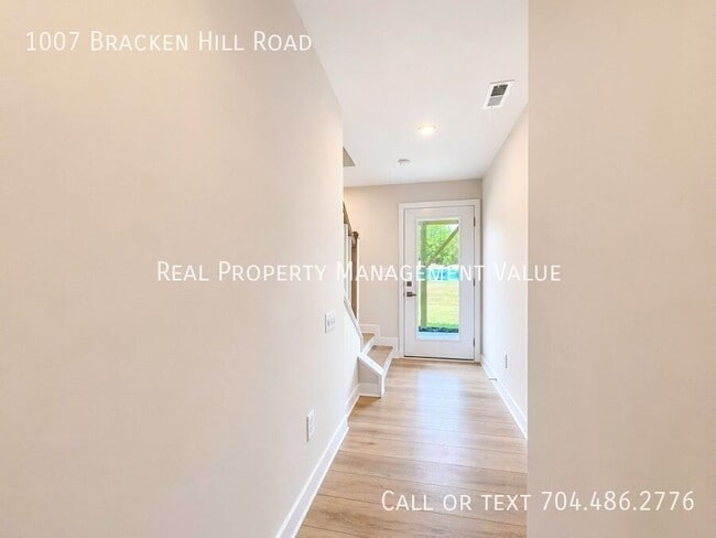 Building Photo - 1007 Bracken Hill Rd