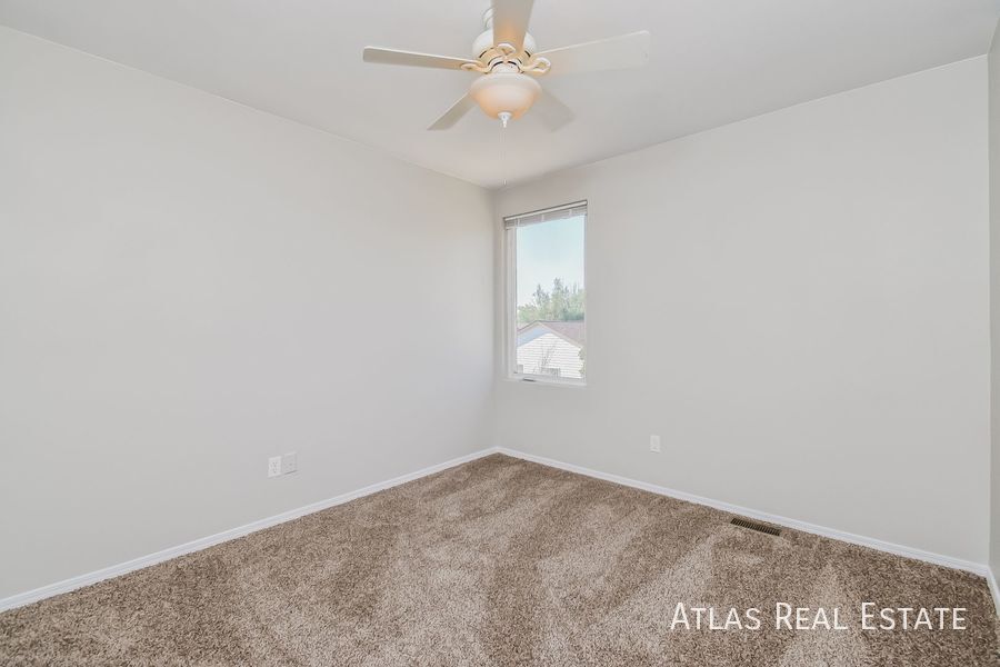 Building Photo - 1094 Clogger Ln