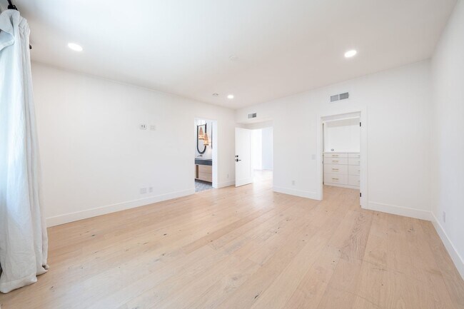 Building Photo - 1620 Arch Bay Dr