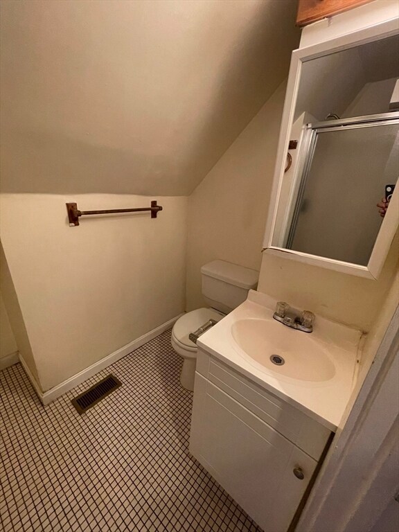 Building Photo - 16-18 Brackett St