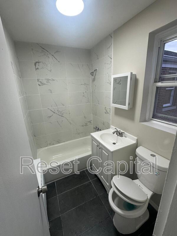 Building Photo - 44 Irving Ave