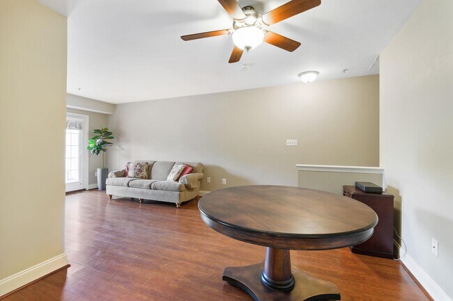 Building Photo - 308 Orchard Ridge Dr