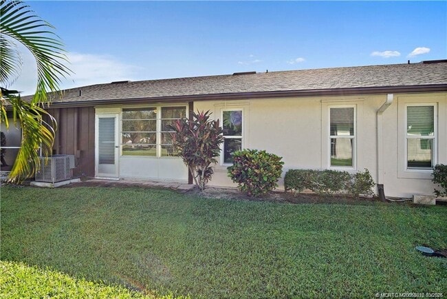 Building Photo - 6531 SE Federal Hwy